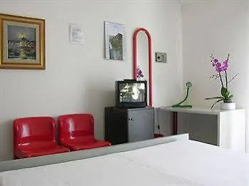 Hotel Esperia 3*